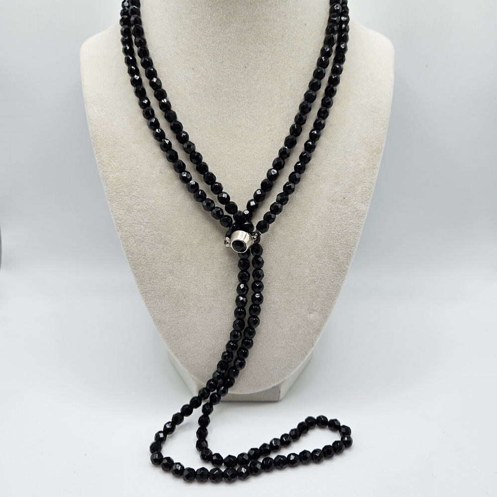 VINTAGE Convertible Black Faceted Glass Bead Long Necklace Round Box Clasp Close
